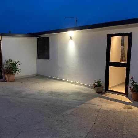 Casa Con Piscina E Vista Mare Dal Giardino Apartment Fanusa Exterior foto