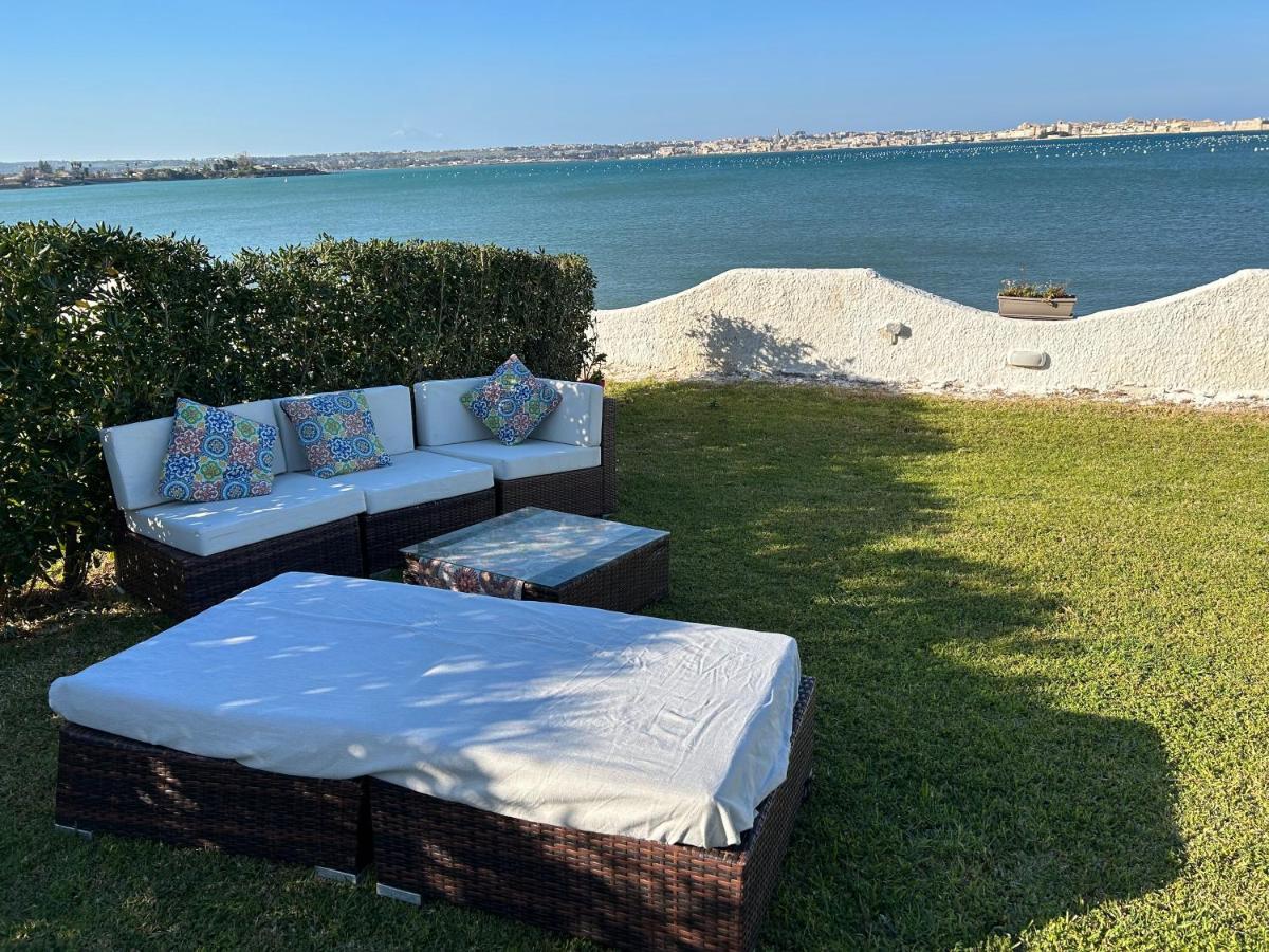 Casa Con Piscina E Vista Mare Dal Giardino Apartment Fanusa Exterior foto